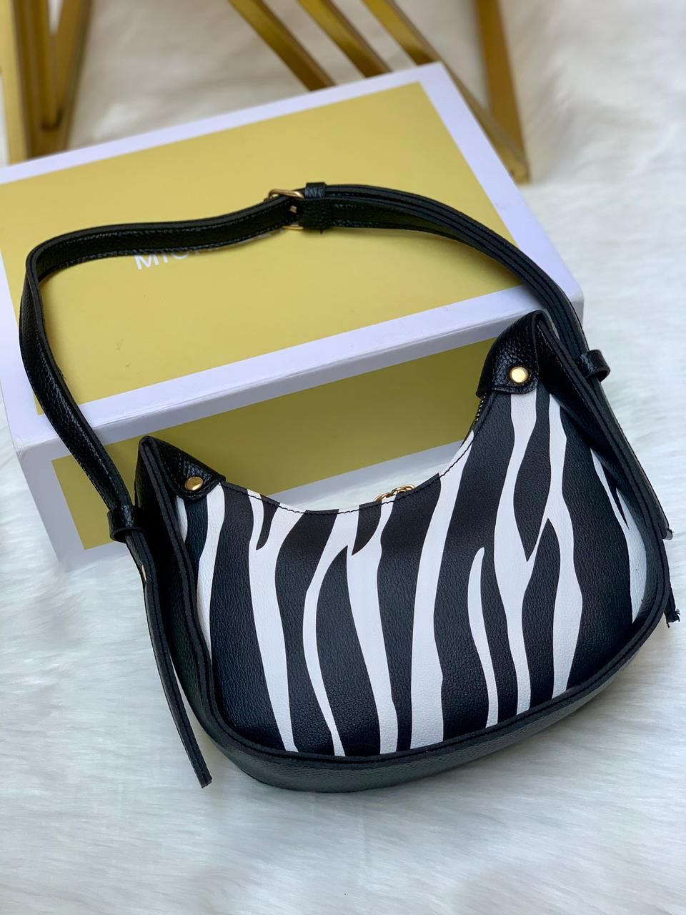 HIGH QUALITY MOON BAG - HB004-6