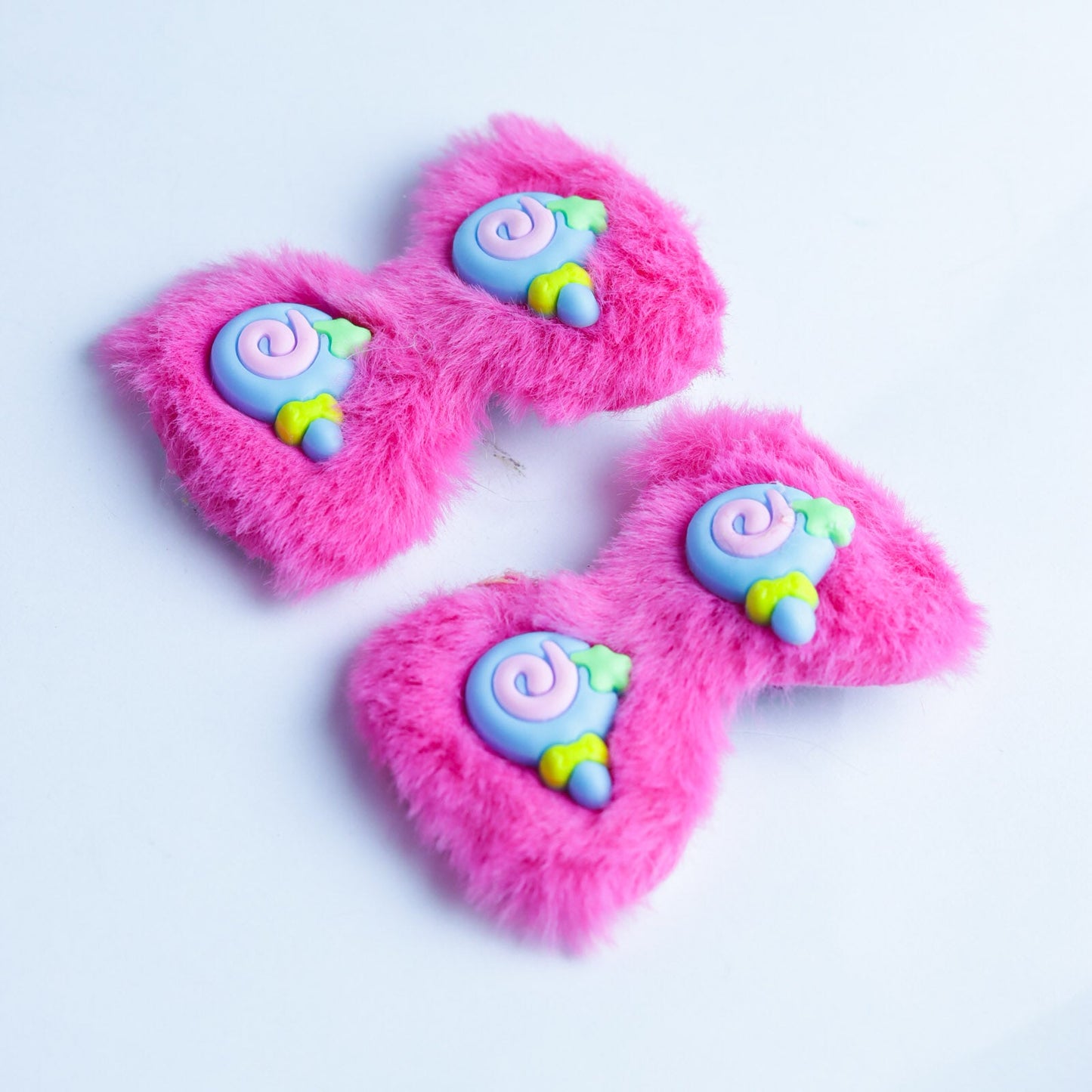 Best Kids Hair Clip Pack of 2 Multi Colour & Shape - A39 - 110 - Kids Hair Clip Online In Pakistan - Win Bachat
