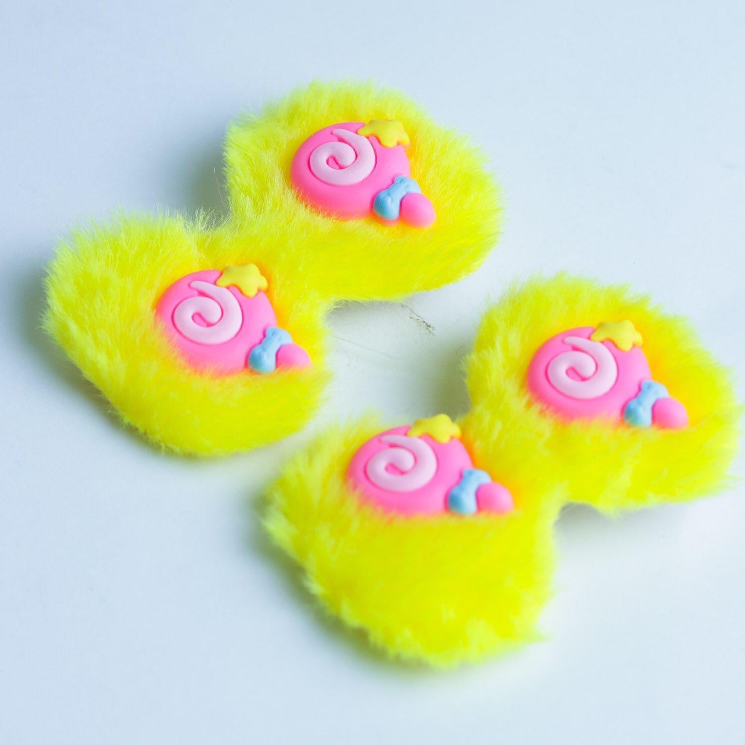 Best Kids Hair Clip Pack of 2 Multi Colour & Shape - A39 - 110 - Kids Hair Clip Online In Pakistan - Win Bachat