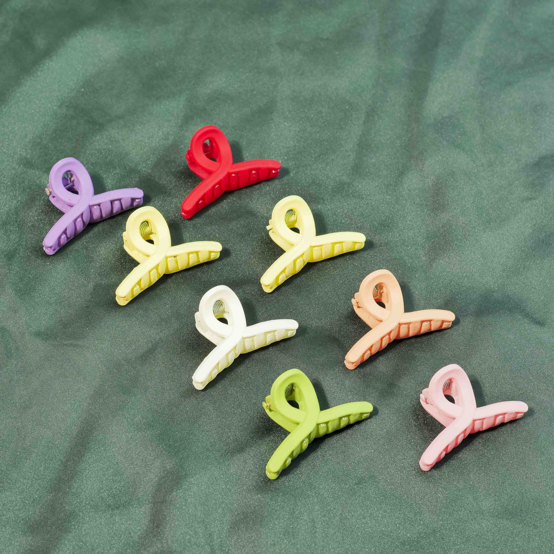 Best Plastic Hair Catcher 4s multi colourArt - 4A6 - 235 Online In Pakistan - Win Bachat