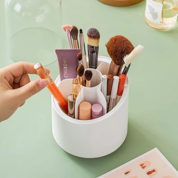 360′ Rotating Brush holder - Win Bachat