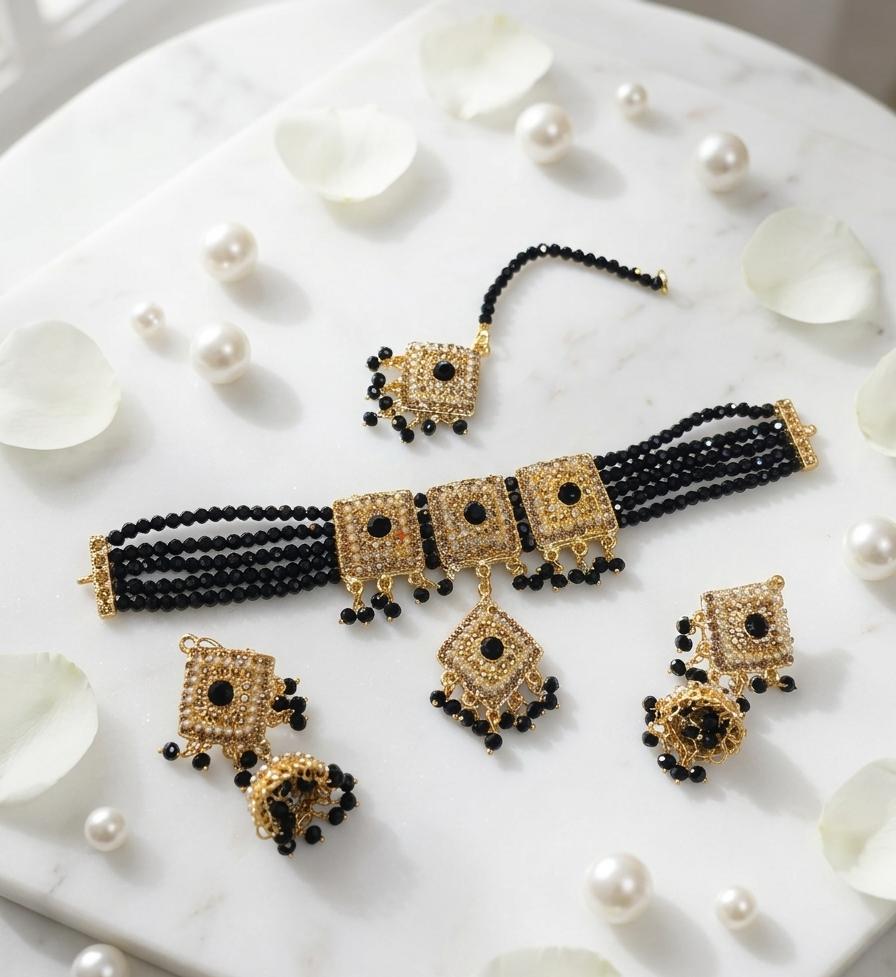 Black Beaded Choker & Jhumka Jewellery Set with Maang Tikka - View 2 - Win Bachat