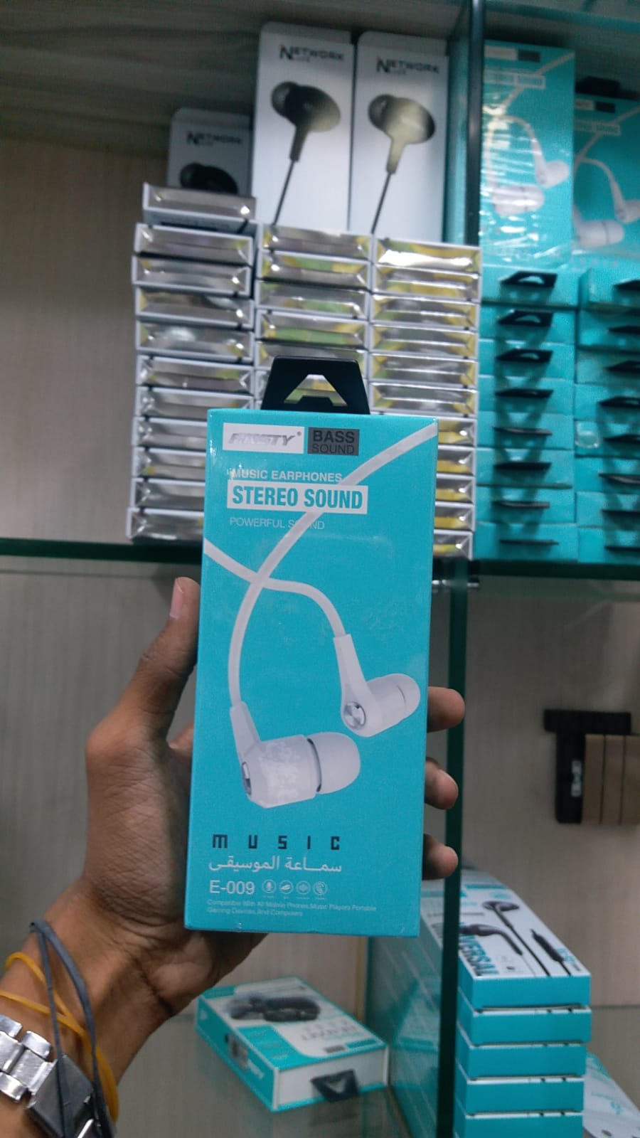 E-009 Stereo Sound Bass Wired Music Earphones - Win Bachat