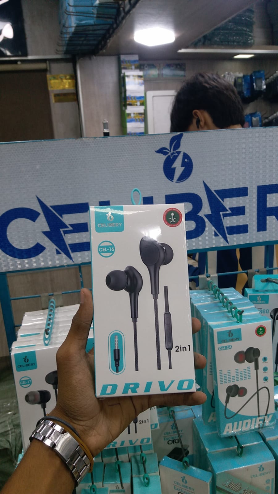 Celibery CEL-16 Drivo 2-in-1 Wired Earphones with Microphone - Win Bachat