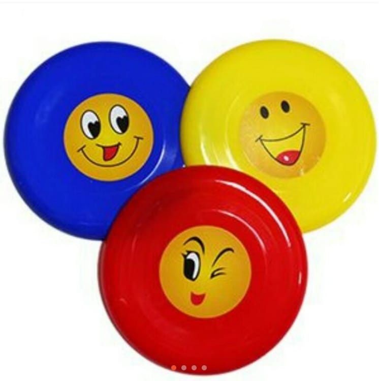 Smiley Face Flying Disc for Kids - Win Bachat