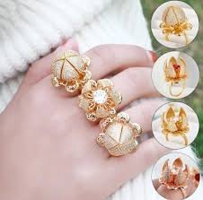 Adjustable Flower Bloom Ring - Win Bachat