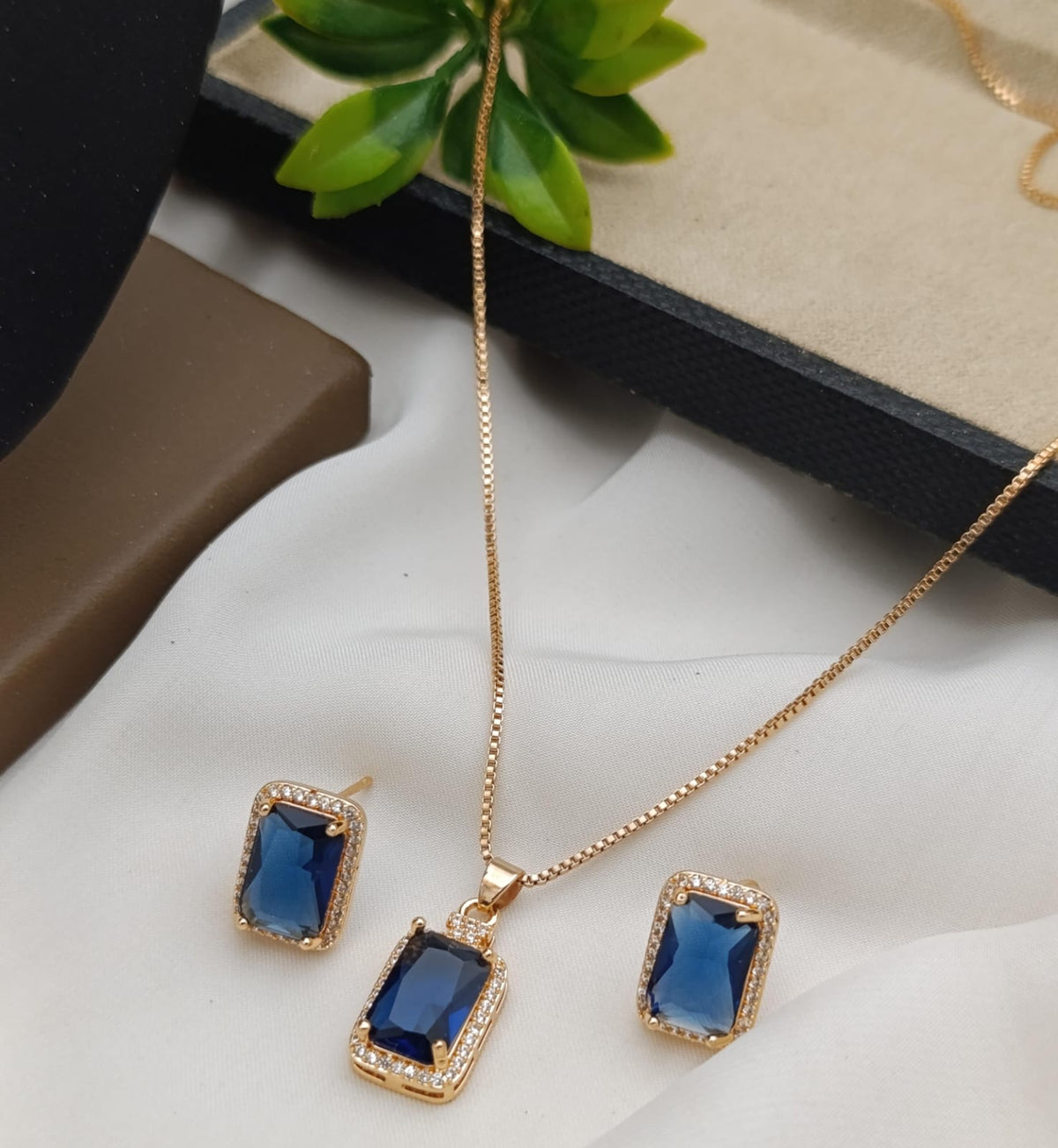 Gold-Tone Ruby Red Rectangular Crystal Pendant & Earrings Set - Win Bachat