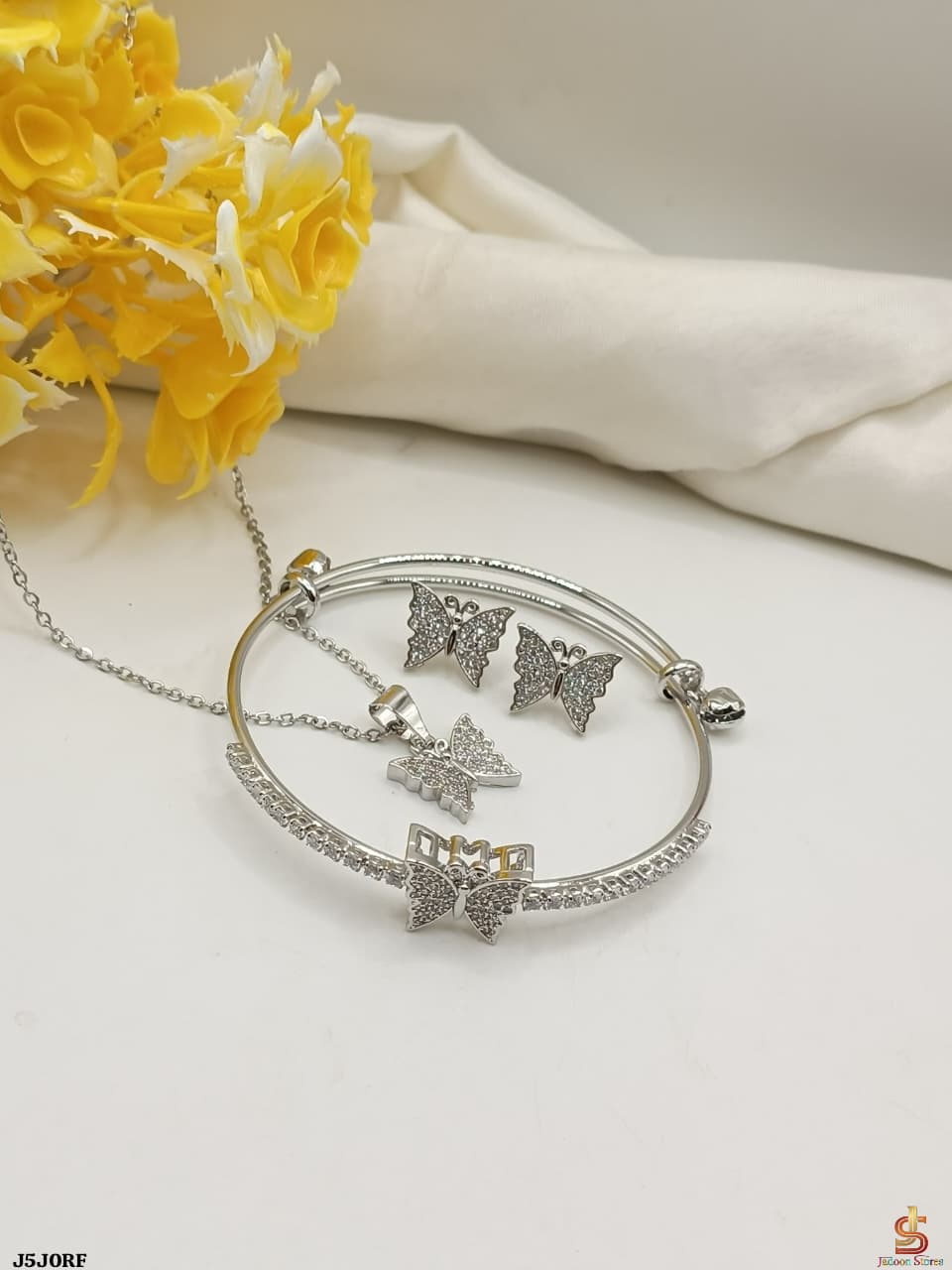 Silver Plated Butterfly Zircon Jewelry Set 3-in-1 - Win Bachat