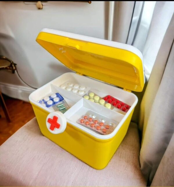 Swiss Medicine box - Win Bachat