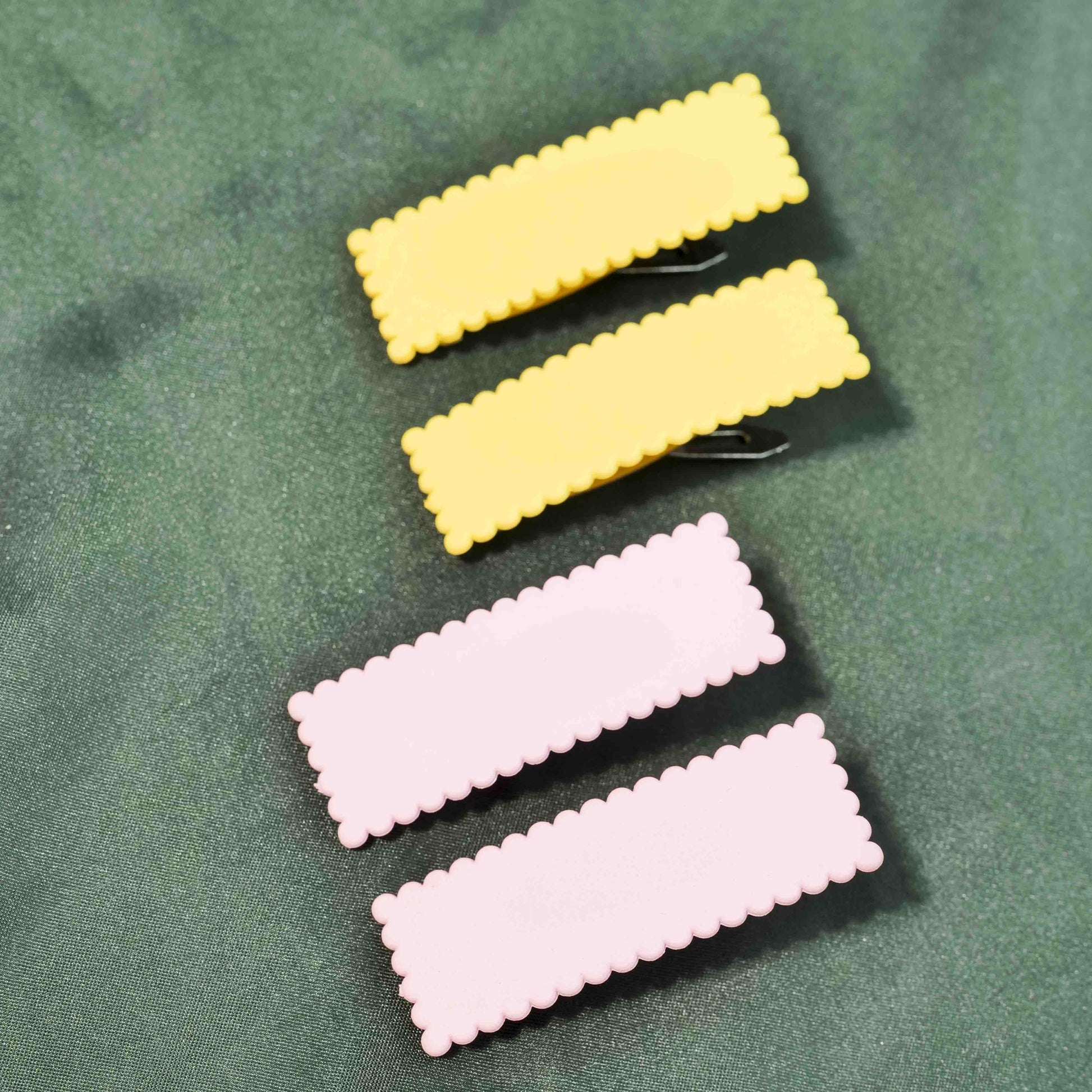 Best Hair Clips 2s Packing Multi Colour Art - 3 A32 - 65 Online In Pakistan - Win Bachat